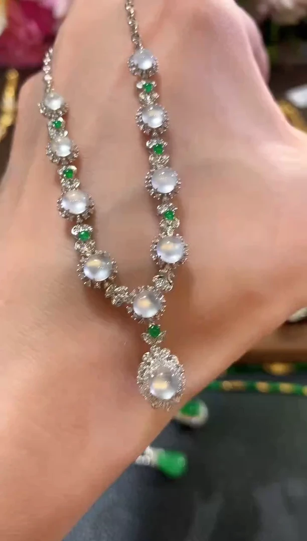 套链18K金镶嵌翡翠m84  多样性一件发货