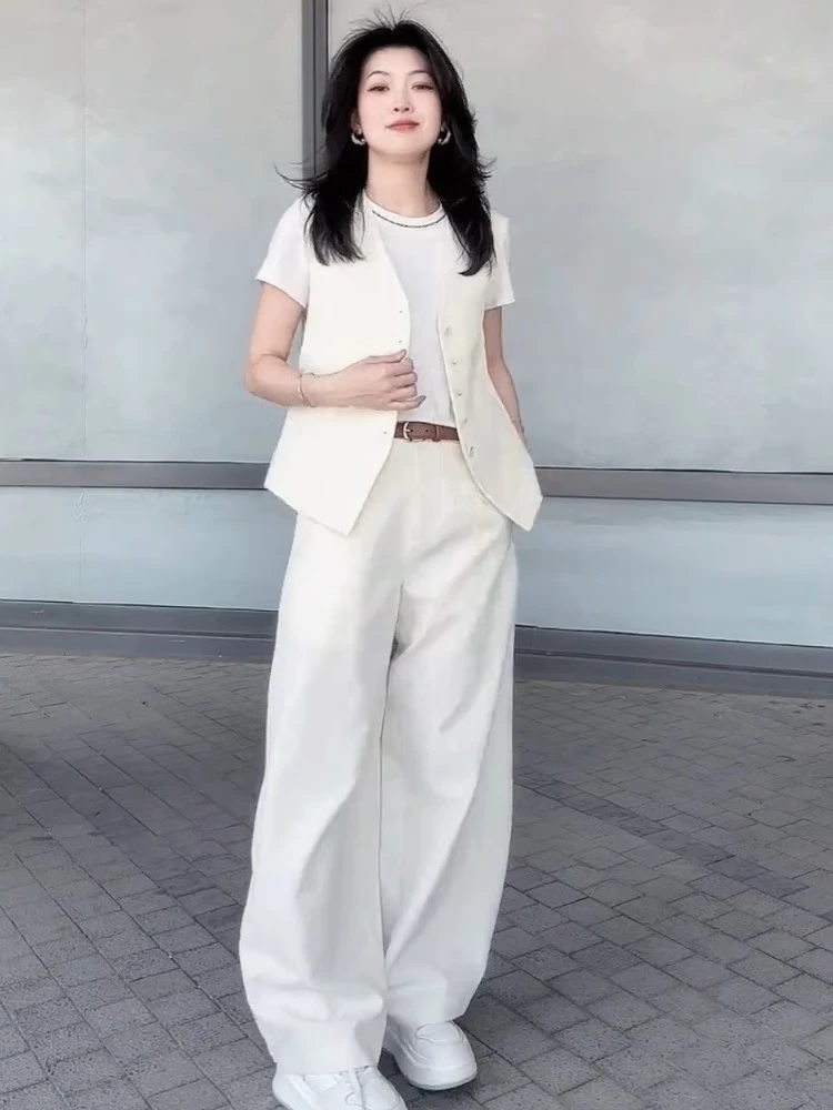2025夏季巨好看的套装小众不撞款白色马甲直筒阔腿裤两件套高级感