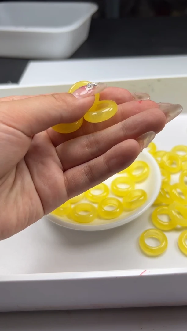 未镶嵌颈饰蜜蜡w907蜜蜡大跑环*1颗