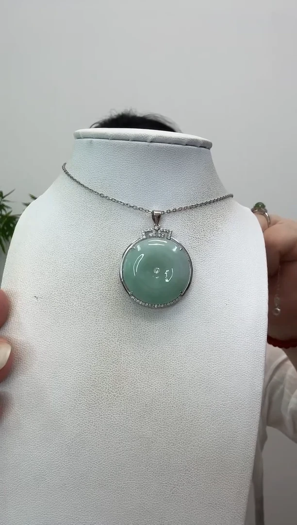 翡翠银S925镶嵌吊坠(赠链)平安扣