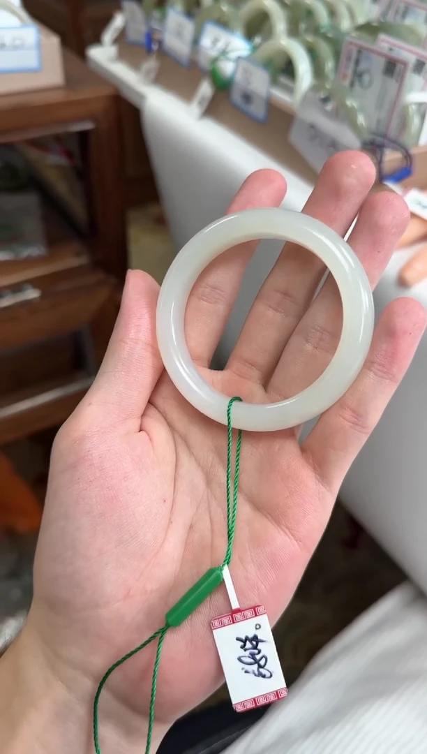 未镶嵌手镯和田玉51