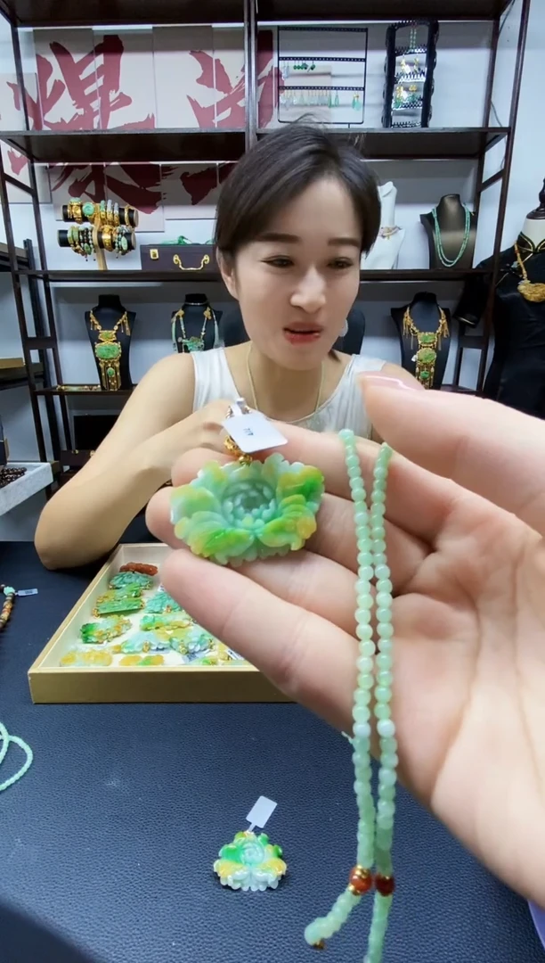颈饰未镶嵌翡翠翡翠吊坠