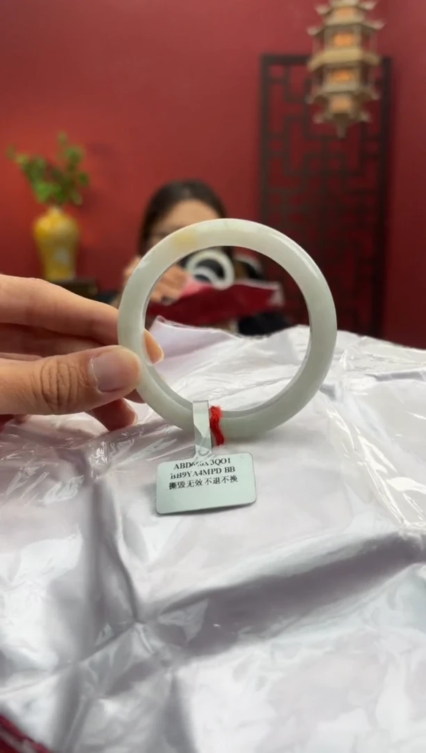 未镶嵌手镯翡翠翡翠手镯