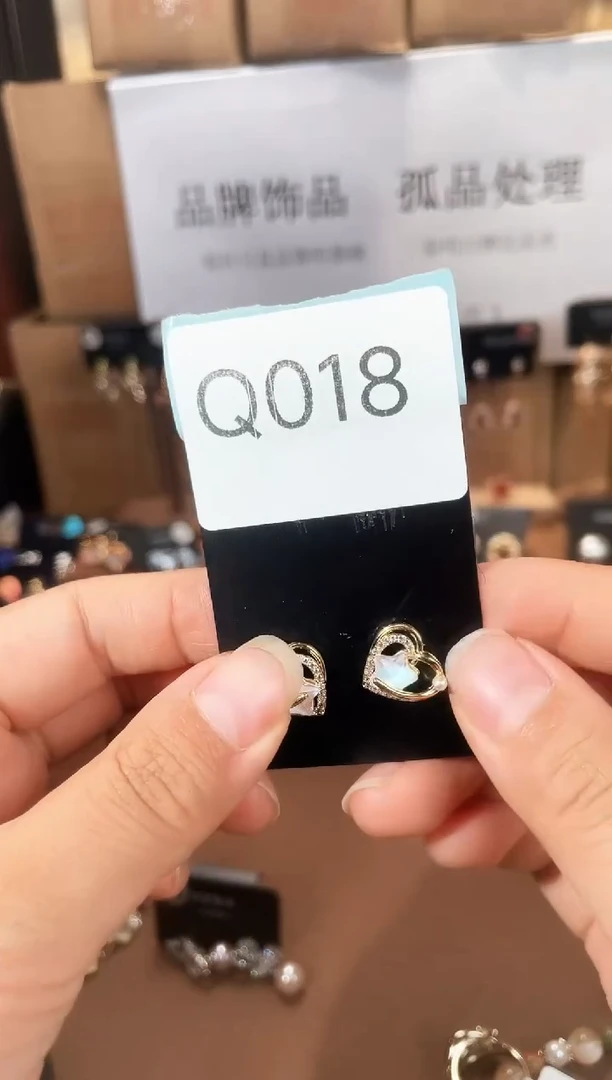 合金925银锆石Q018