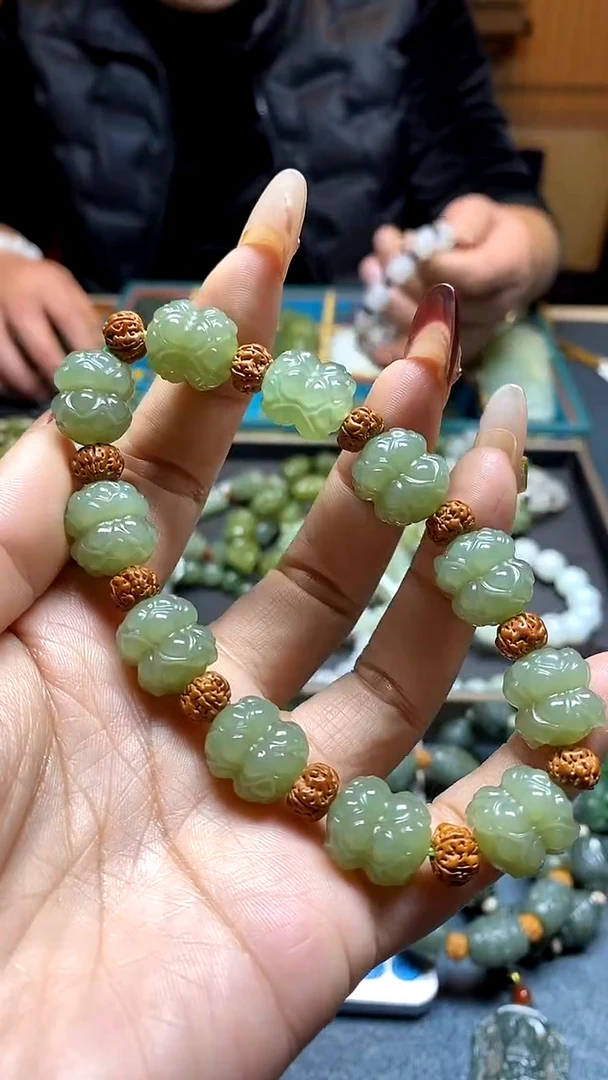 颈饰未镶嵌和田玉多样性拍一发一