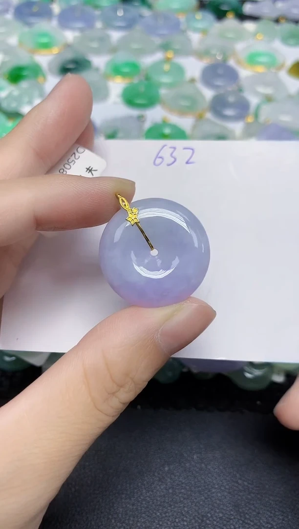 颈饰18K金镶嵌翡翠天然缅甸翡翠A货翡翠百元以上9元证书费自理