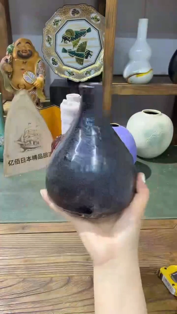 高品老年份···花瓶