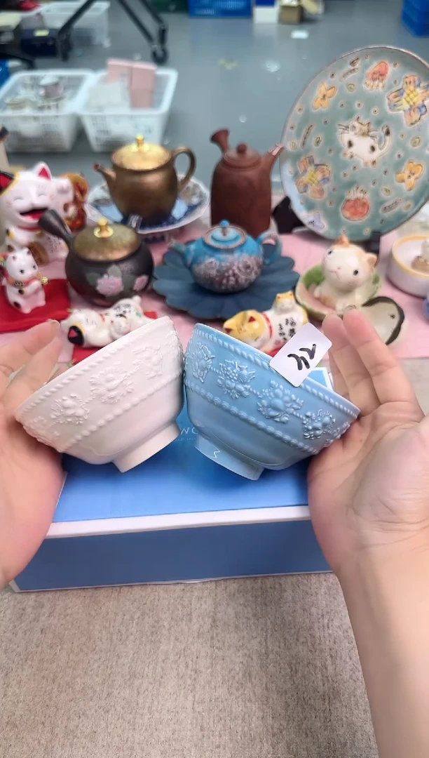 瓷片泡泡家的瓷器真好看