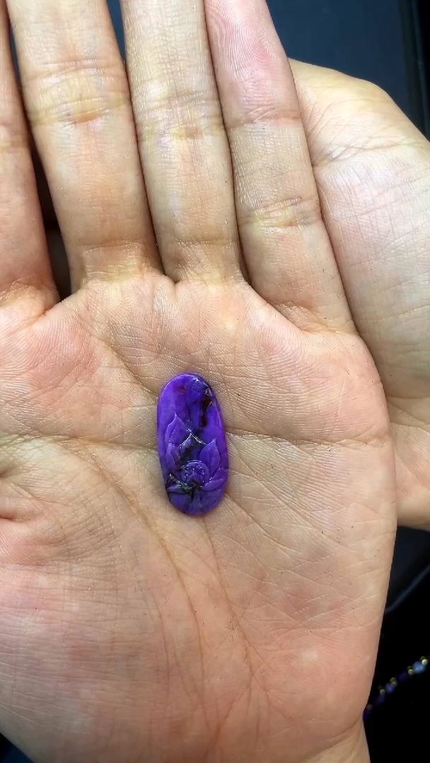 未镶嵌苏纪石（舒俱来）颈饰吊坠111