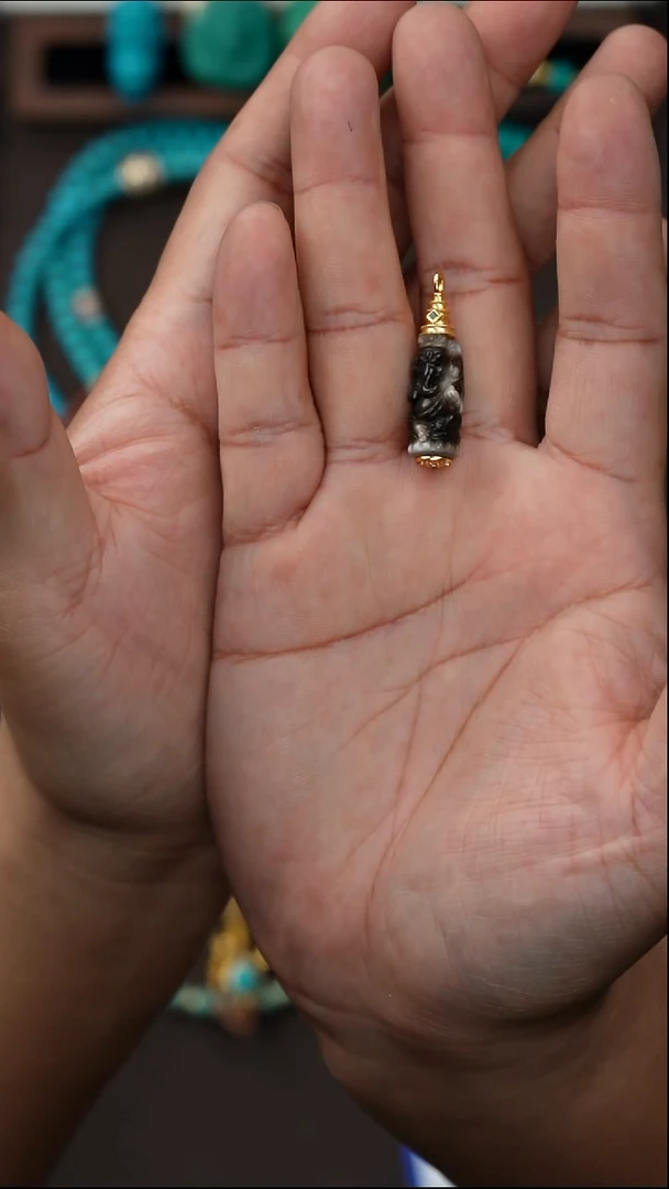 未镶嵌配饰玛瑙/玉髓玲****?玛瑙配饰