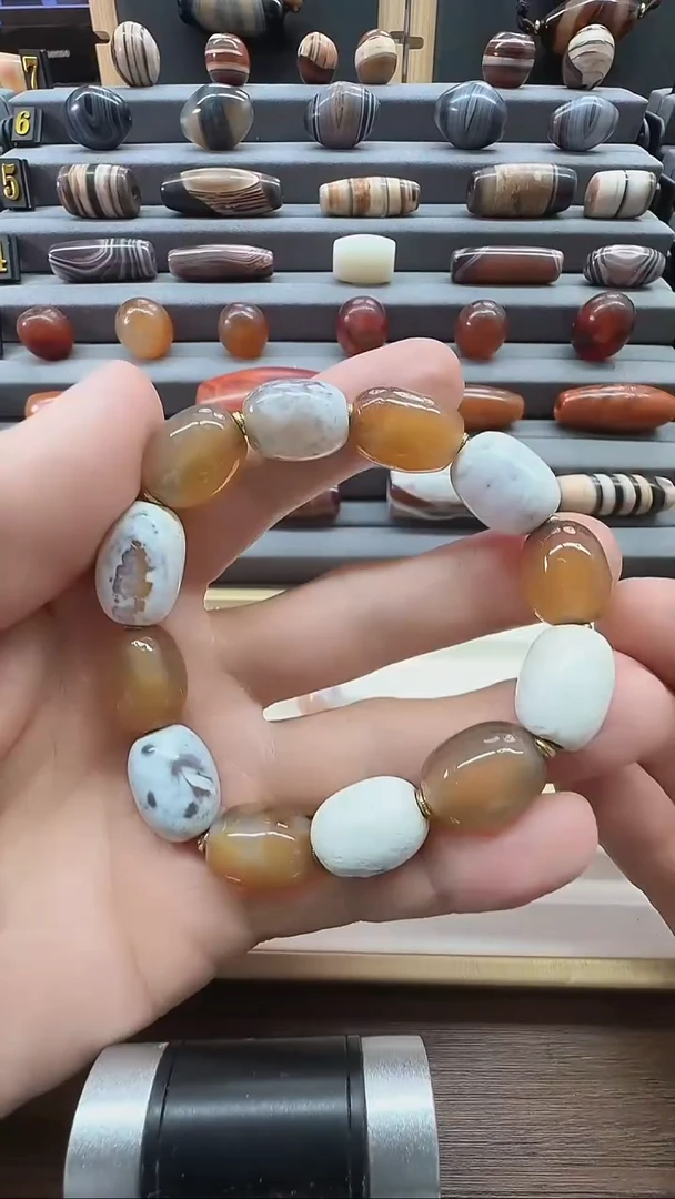 未镶嵌颈饰玛瑙/玉髓玛瑙16*13