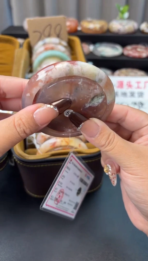 未镶嵌手镯石英质玉（57圈口）赠送镯心