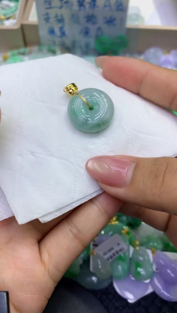 颈饰未镶嵌翡翠天然缅甸A货翡翠