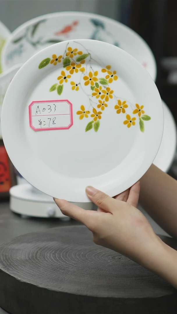 盘手绘釉下五彩陶瓷餐盘