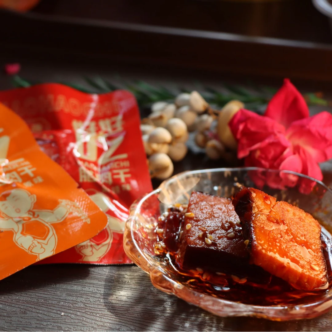 惜尔康惜尔康腊肉干传统风味美食深夜零食水晶办公室充饥零食