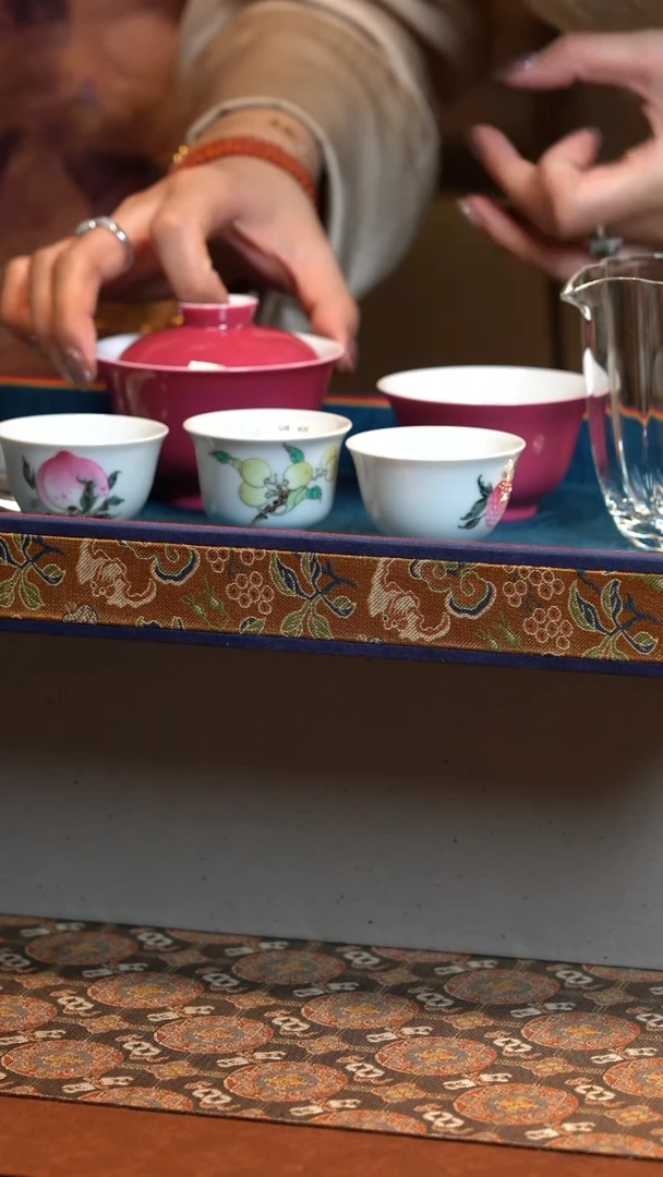 【闪购商品】L元煦粉彩福利新年套组