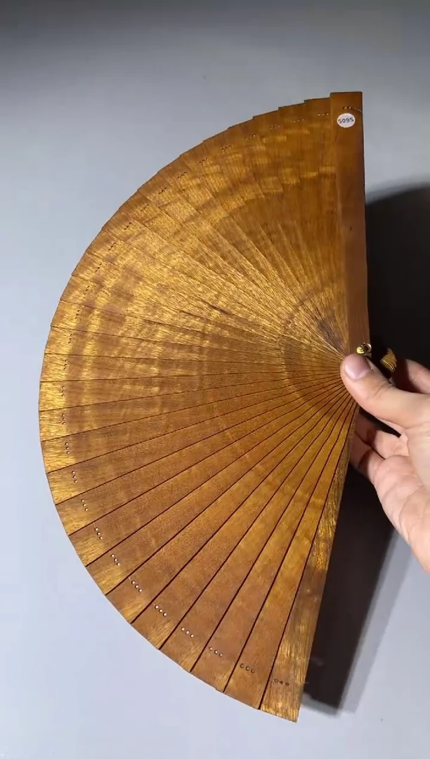 【闪购商品】金丝楠509号21cm精品金丝楠木扇子