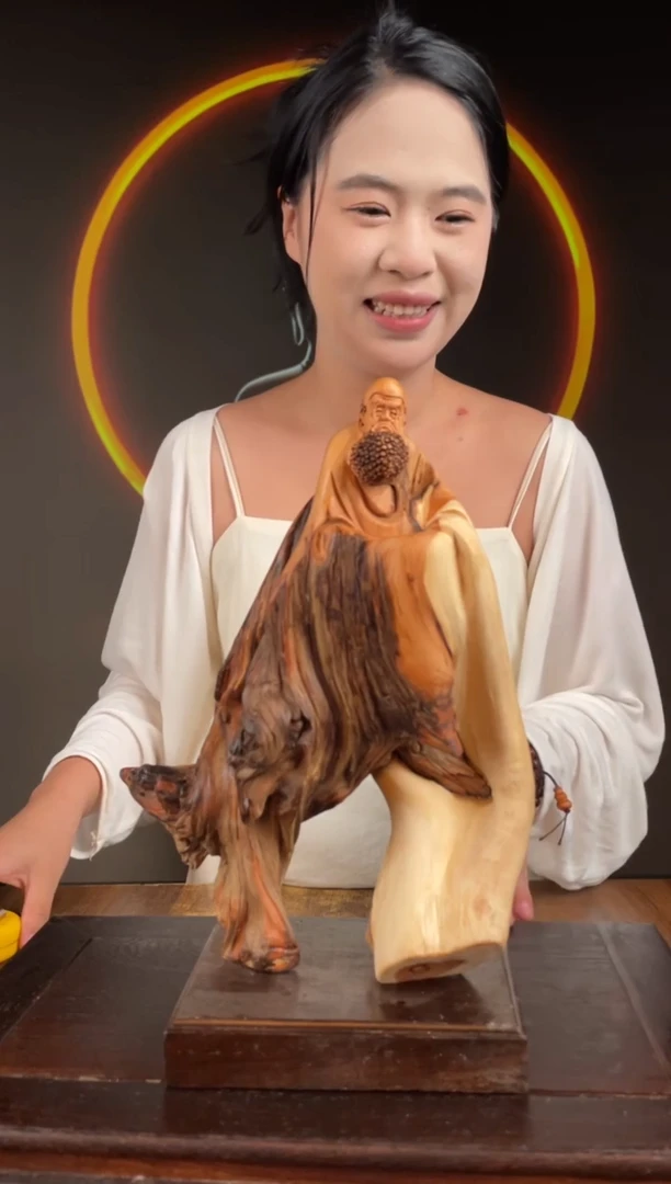 柏木（崖柏）手工摆件,先抢先得! 编号:45