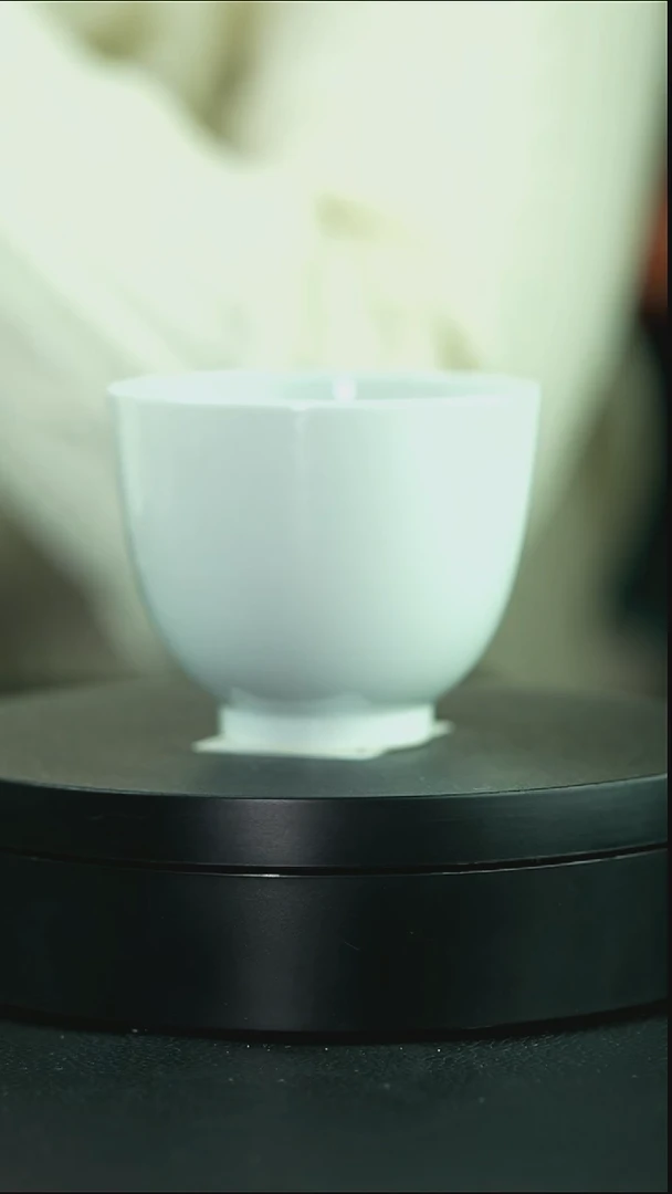 杯庐陵昱西两字篆款甜白谷阳杯（7号）