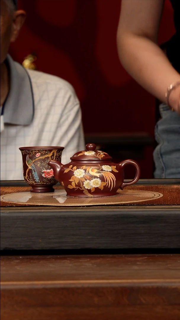 宜兴紫砂PQZ  龙血砂