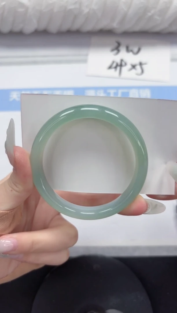 石英质玉手镯未镶嵌A155-56.8