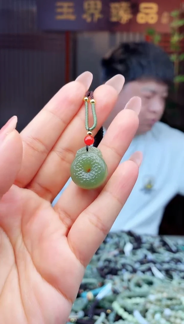 颈饰未镶嵌和田玉多样性发货拍一发一