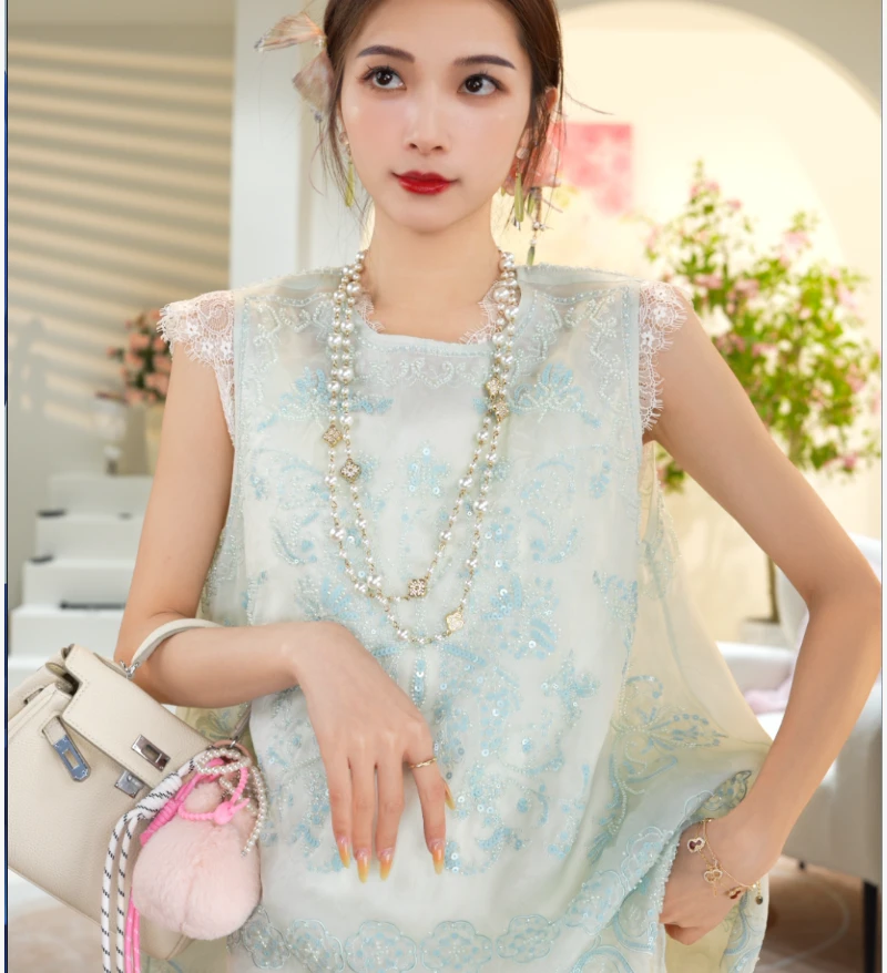 冰灵蝶语/新中式马甲国风女装精美重工刺绣上衣2025b2377小源