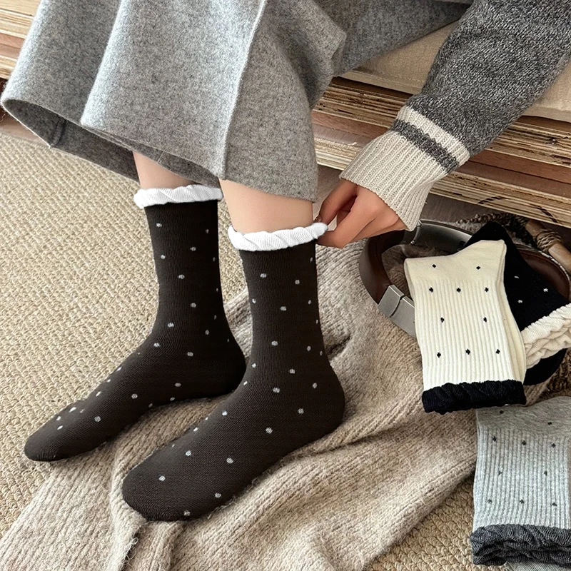 森系波点冬季中筒保暖中筒袜极简风心形少女风