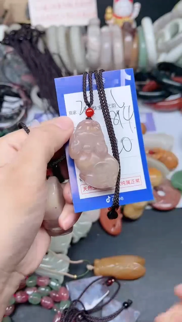 未镶嵌手镯石英质玉814