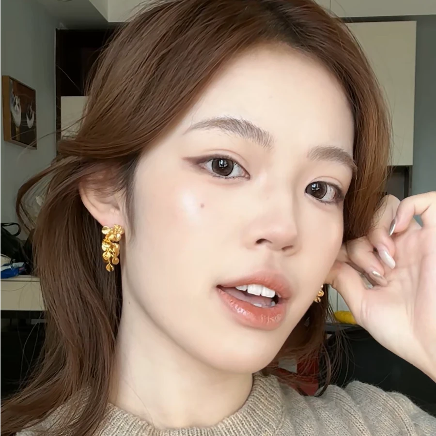 合金耳饰 法式复古新款金属花朵流苏耳钉女轻奢个性设计简约精致