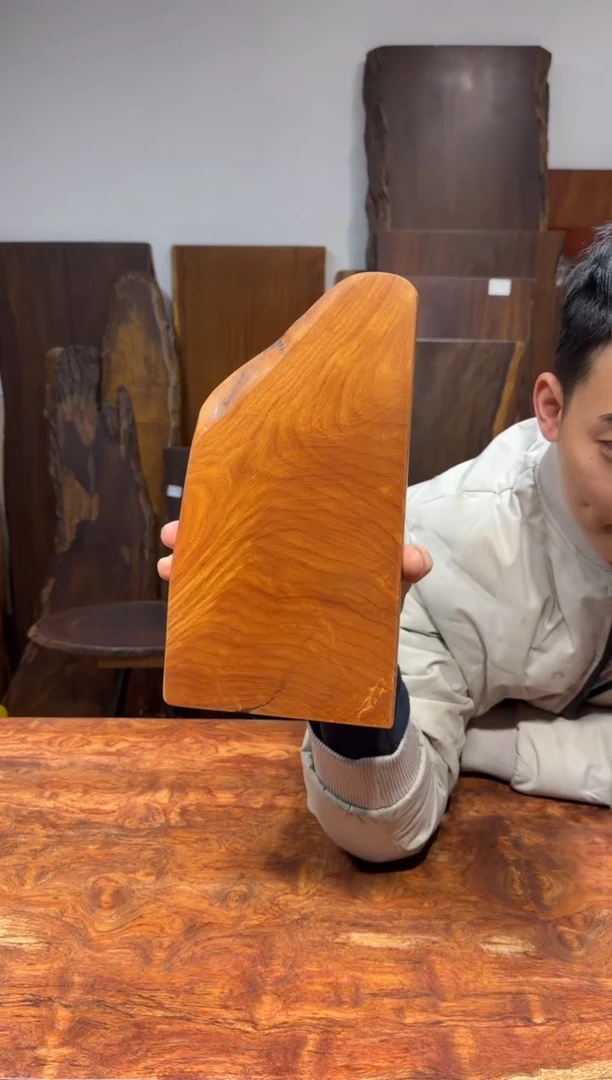 大果紫檀（缅甸花梨）编号254