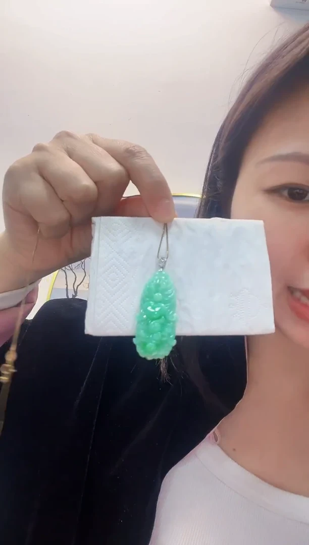 吊坠(不含链)18K金镶嵌翡翠980