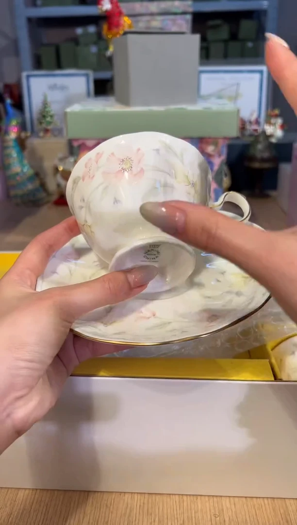 【闪购商品】杯孤品42FFF