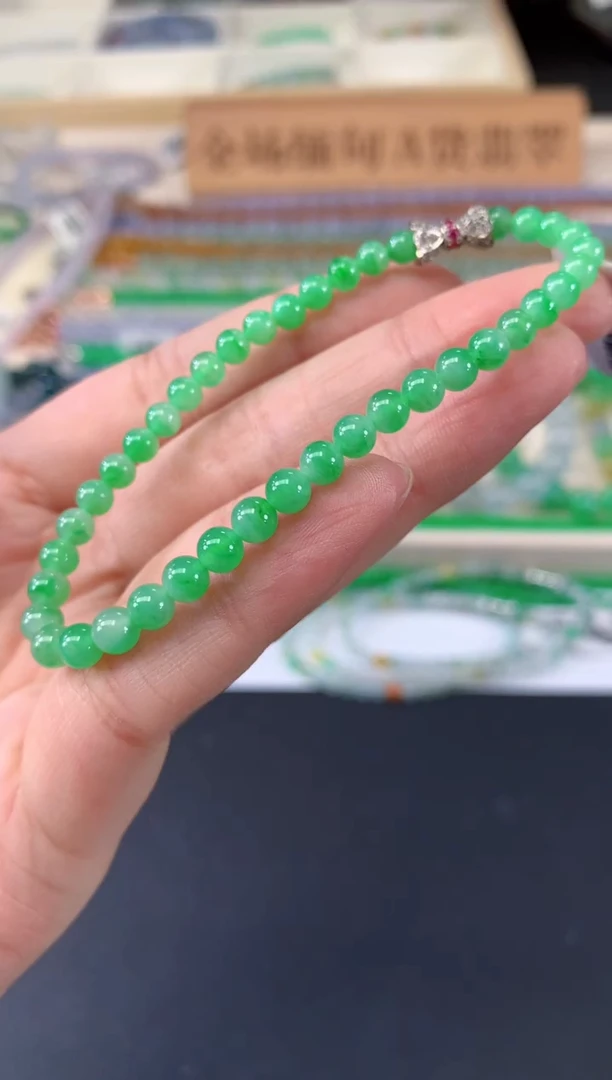 未镶嵌手串翡翠Q542|8800