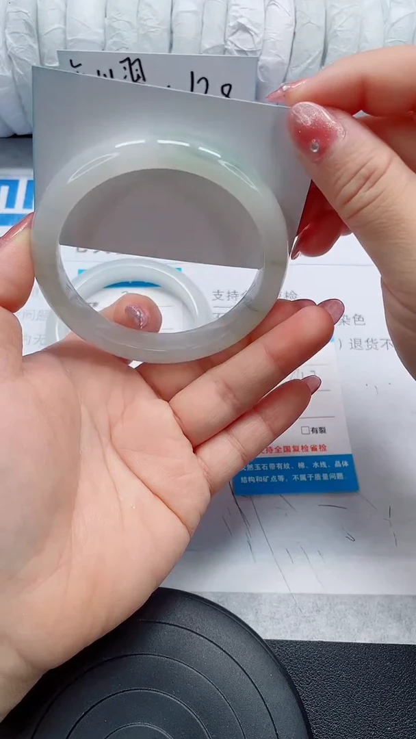 未镶嵌手镯石英质玉80-61/62