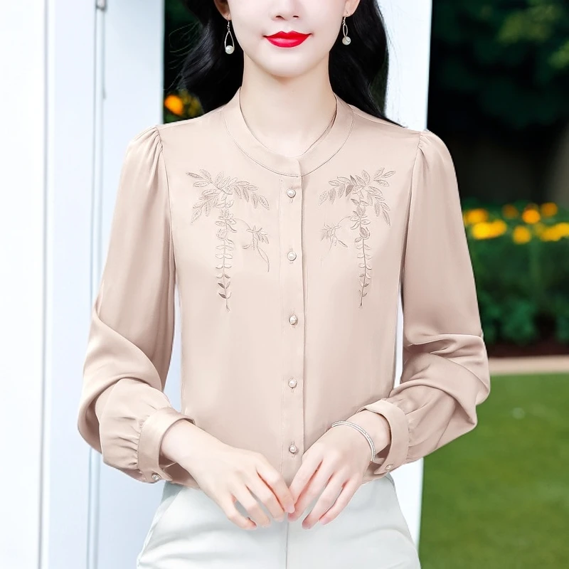 2025精美刺绣女士气质衬衣衬衫新品修身缎面显瘦气质春季长袖上衣