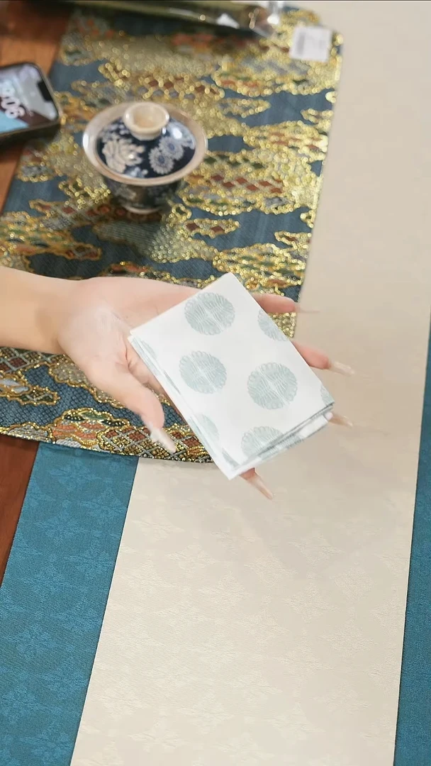茶巾一条·············