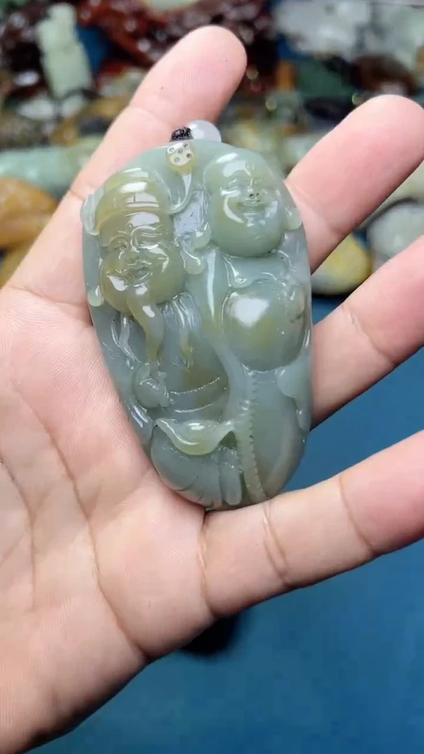 和田玉未镶嵌把件-
