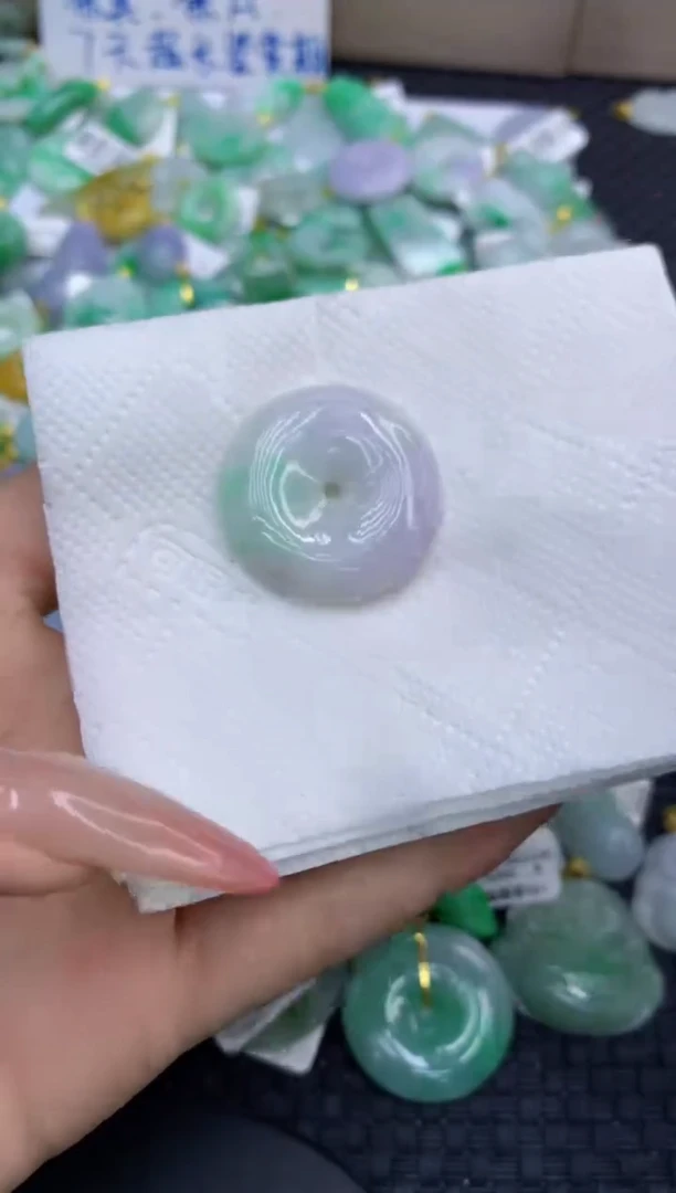 颈饰未镶嵌翡翠天然缅甸A货翡翠
