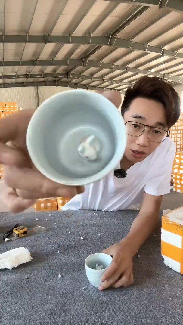 陶瓷餐具处理尾货 立体兔茶杯2支