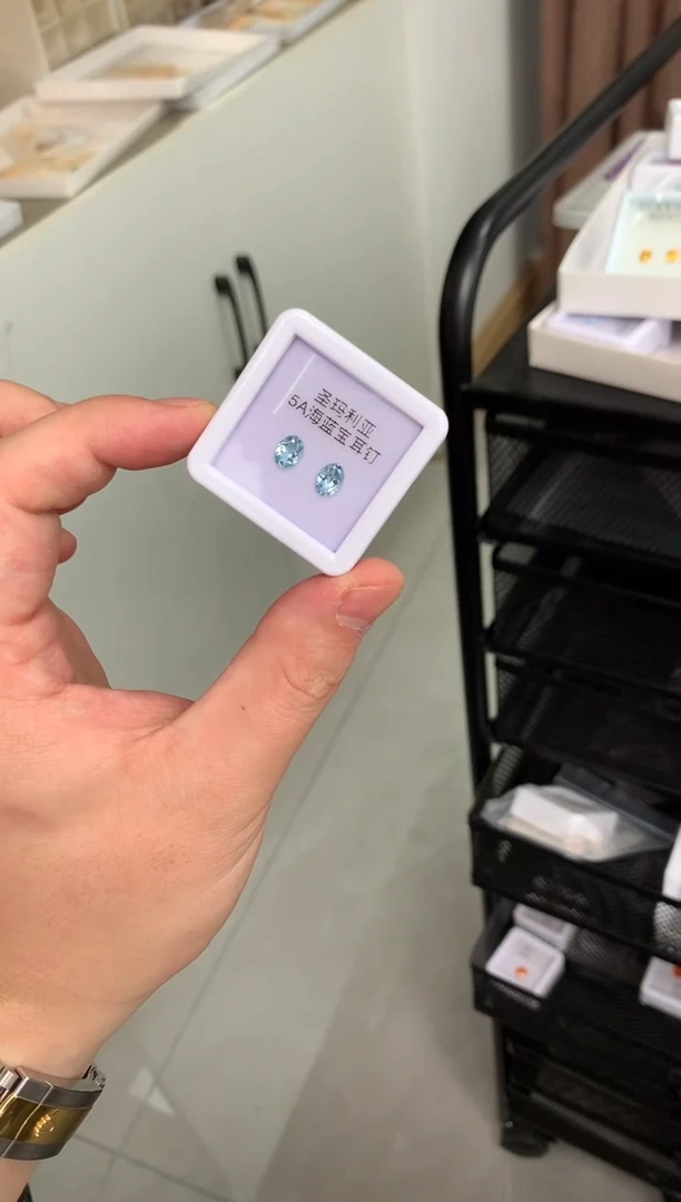 海蓝宝石裸石未镶嵌5A海蓝宝椭切耳钉料