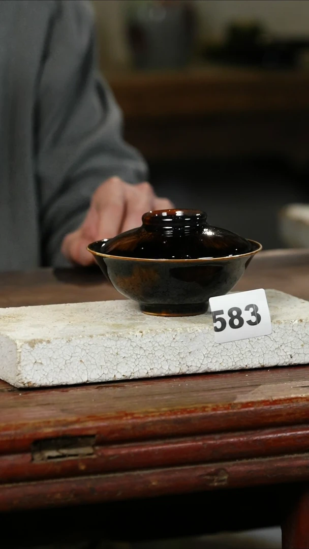 瓷片V****?标题标题标题标题