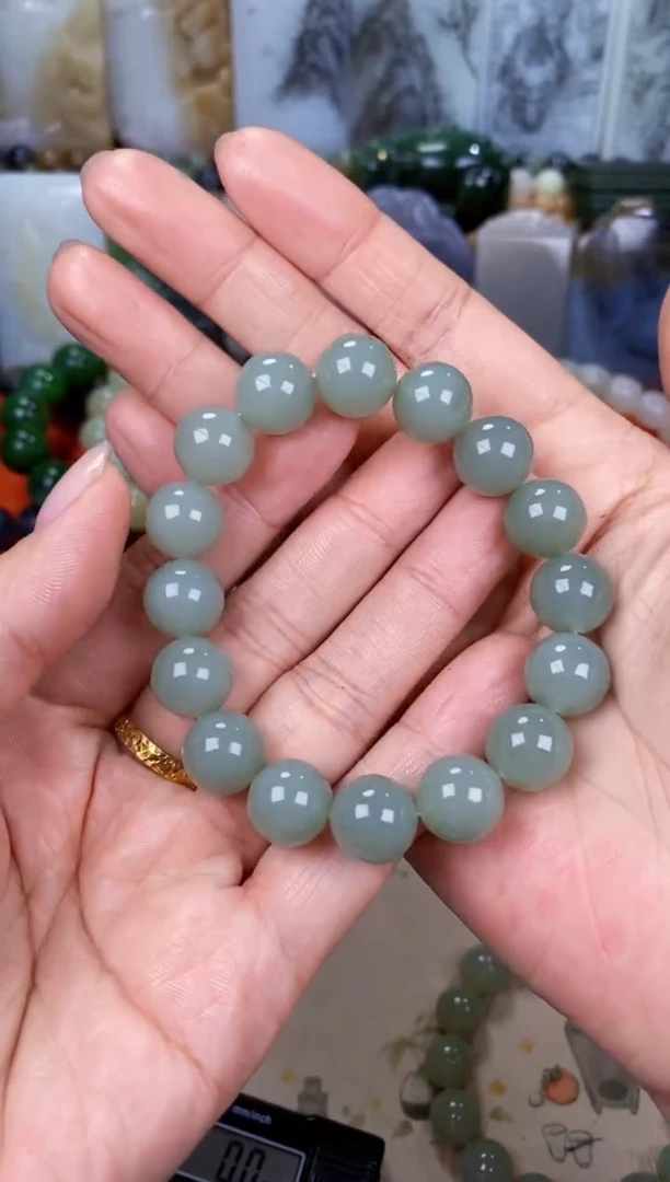 和田玉未镶嵌颈饰和田玉