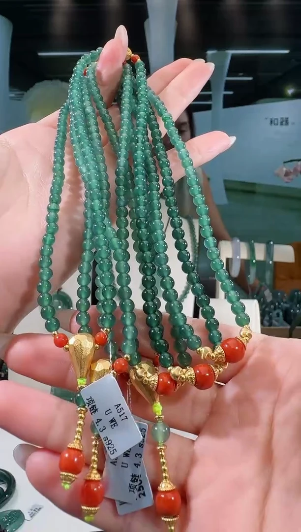 翡翠银S925镶嵌项链长串多样性发一