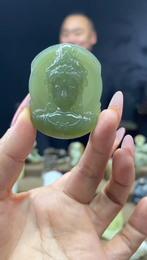 颈饰未镶嵌和田玉1