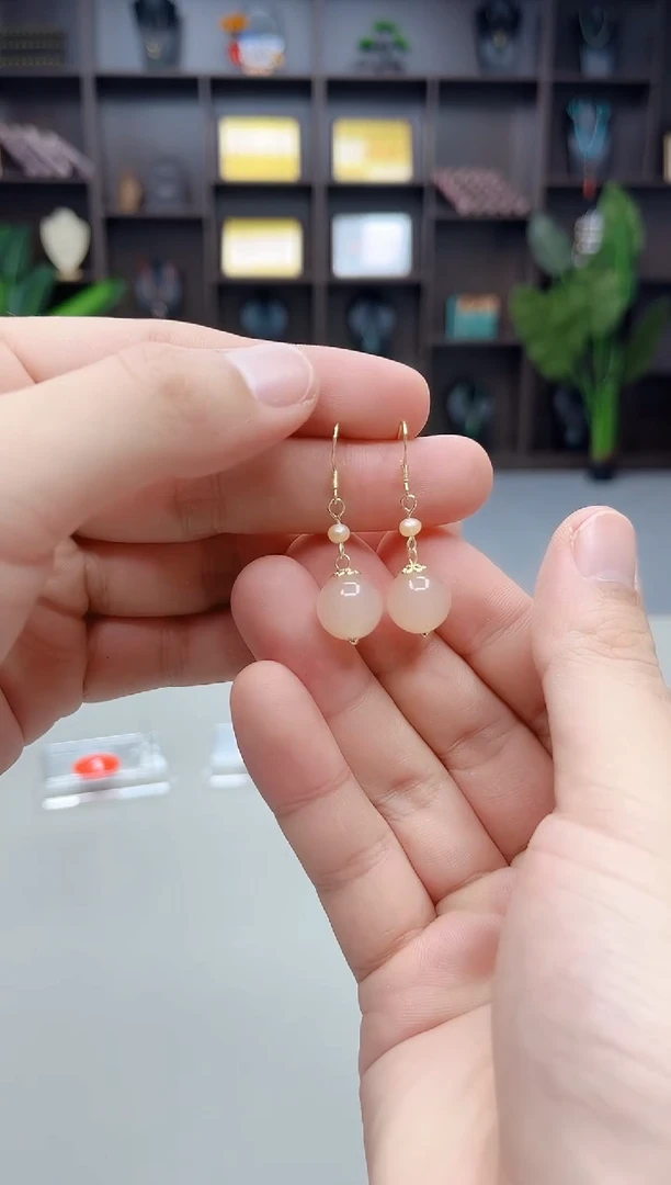 银S925镶嵌耳饰玛瑙/玉髓218000