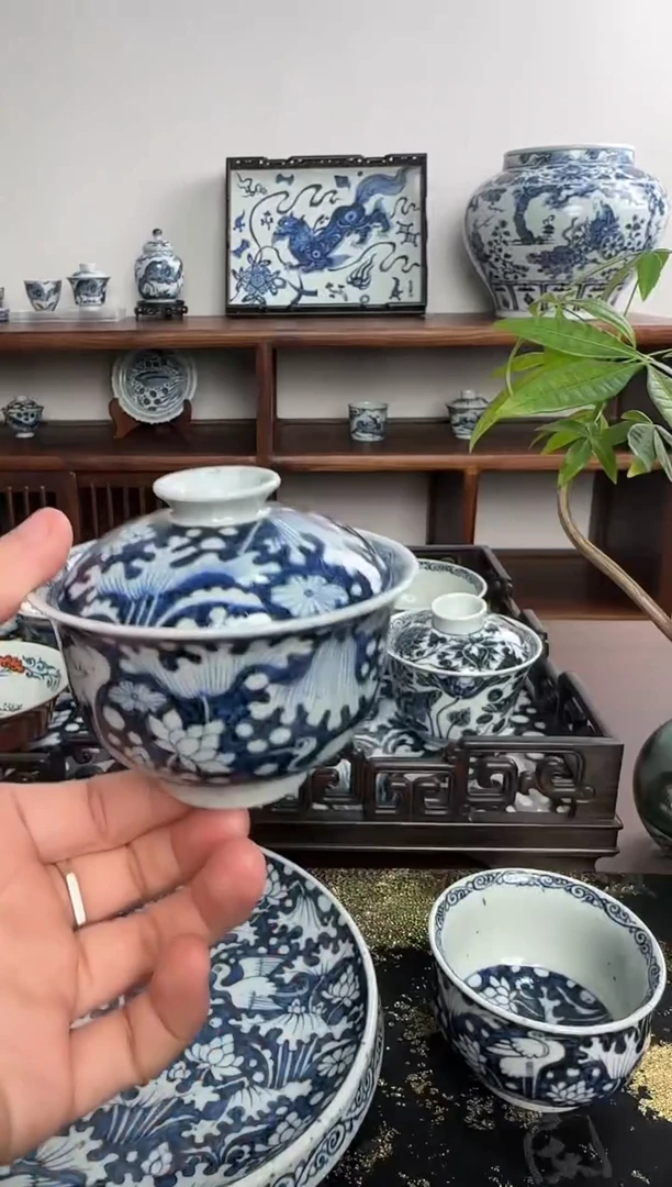 【闪购商品】摆件含真藏古撒蓝一路联科元宝盖碗