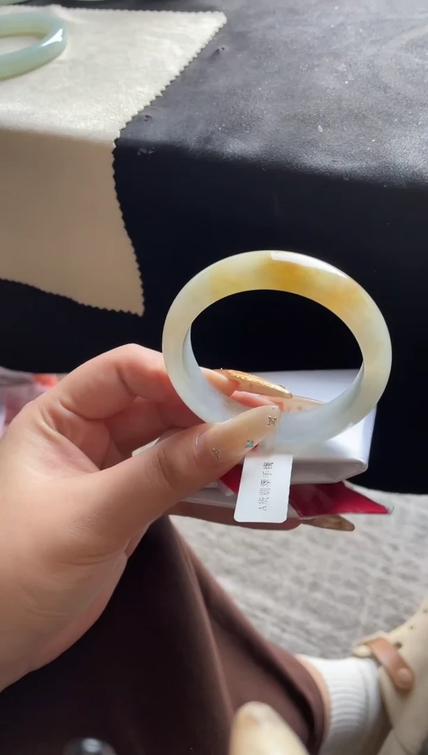 未镶嵌手镯翡翠三天鉴赏期