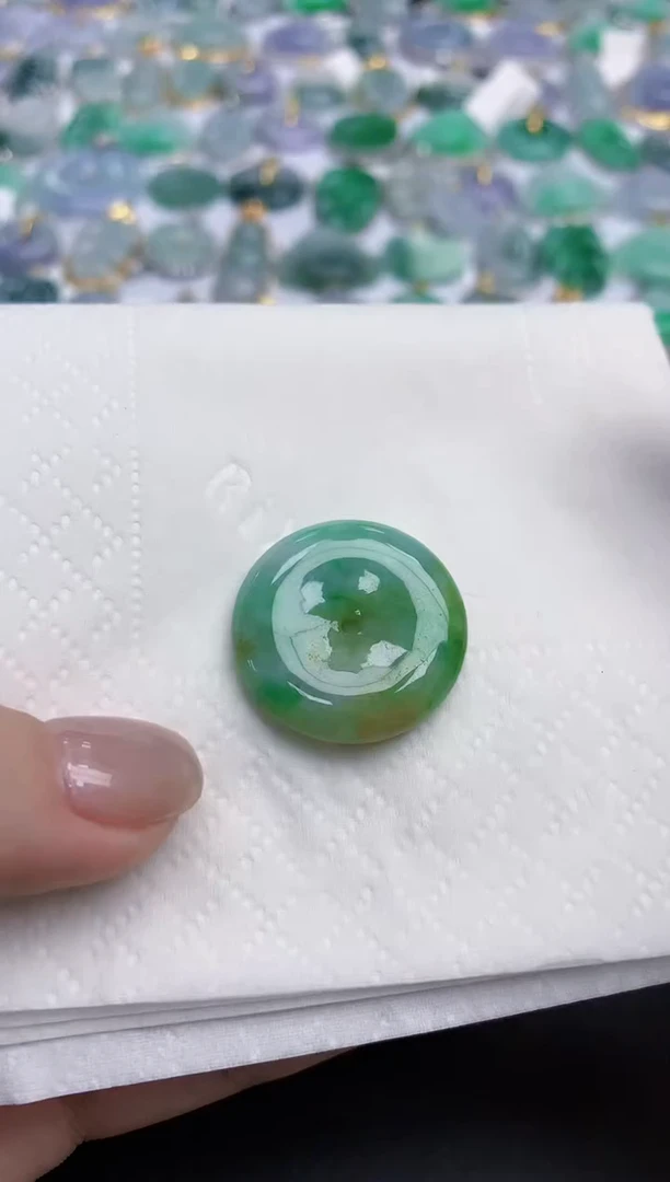 【闪购商品】翡翠颈饰未镶嵌天然缅甸翡翠A货