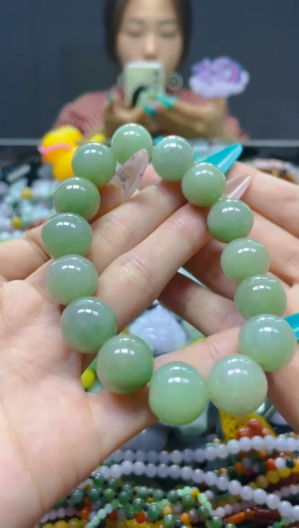 翡翠未镶嵌颈饰13MM/S/翡翠A货，一件也是批发价
